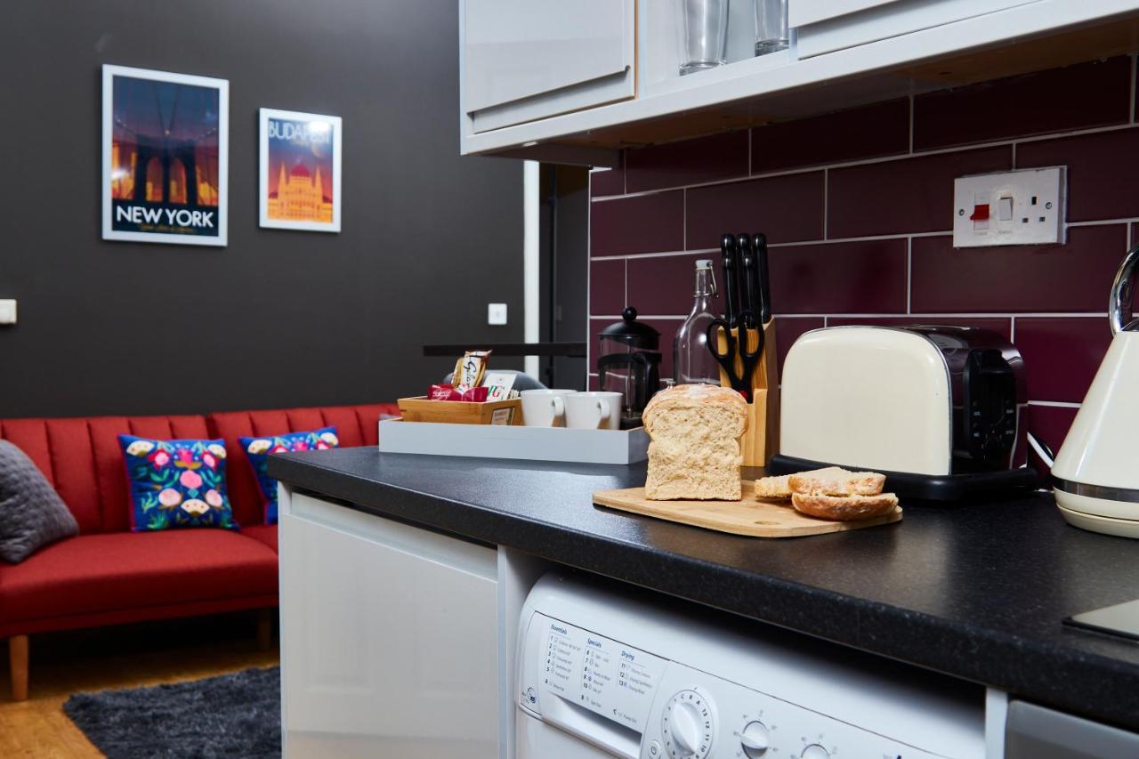 Delven House, Apartment 6 - Self Check-In, Self-Catering Serviced Apartment For East Midlands Airport Castle Donington Esterno foto